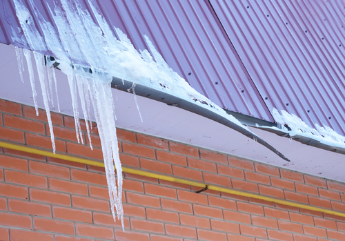 Broken,Rain,Gutters.,Ice,Dam.,Closeup,On,New,Broken,Rain