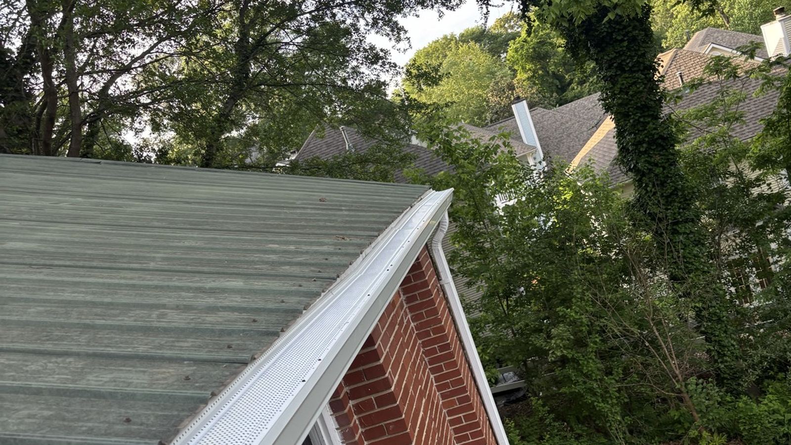 Gutter Guards on a Century Home: Box Gutters and Guards