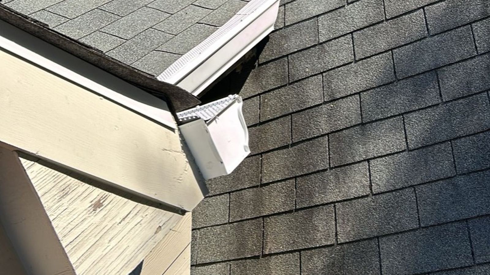 Why Gutters Sag on Lake Lanier Homes